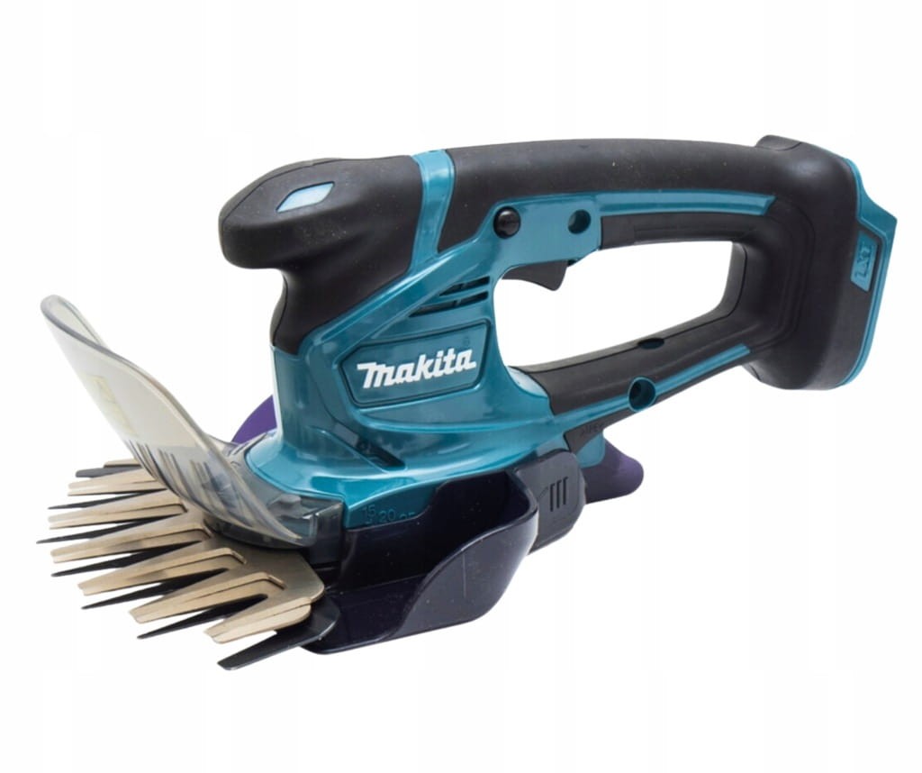 Nożyce do trawy Makita DUM604 z zamontowanym zbieraczem ścinków