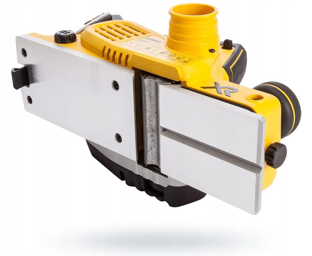 Aluminiowa stopa struga DeWalt DCP580N - widok od spodu
