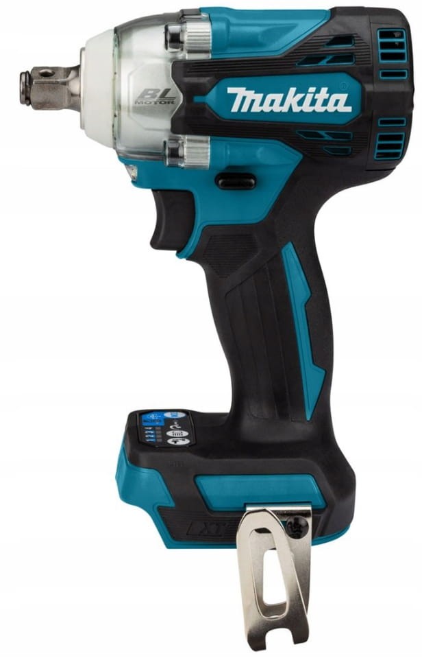 Makita DTW300Z - widok z boku z zamontowanym zaczepem do paska