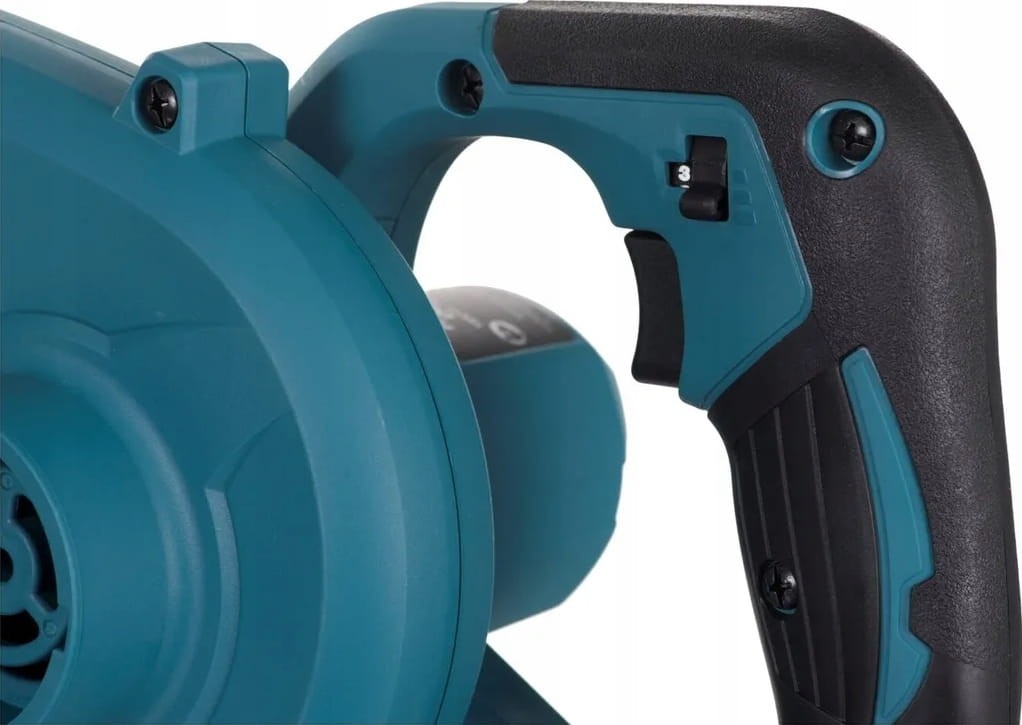 Ergonomiczny, gumowany uchwyt dmuchawy Makita DUB186Z
