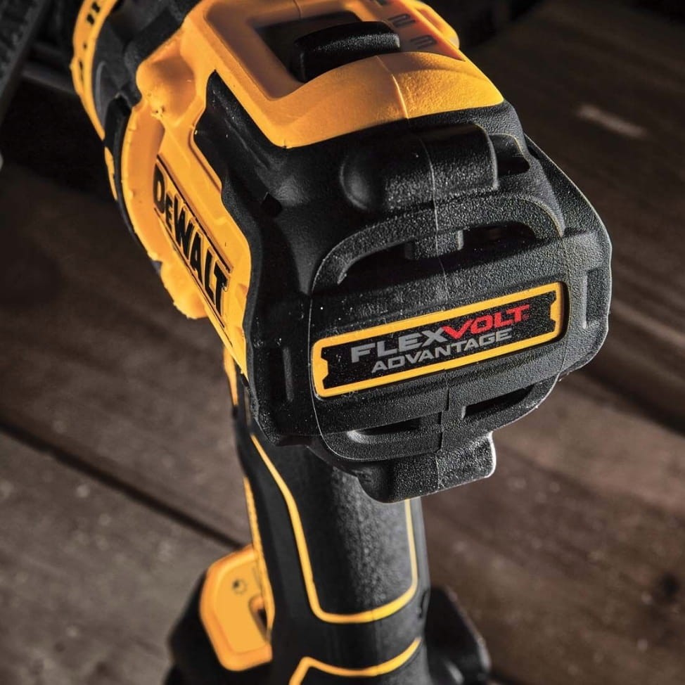 dewalt dcd999nt wiercenie w stali z uchwytem bocznym