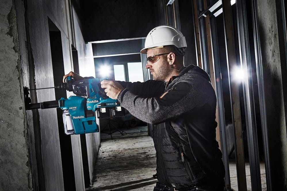 makita dhr280z praca w pionie na stropie