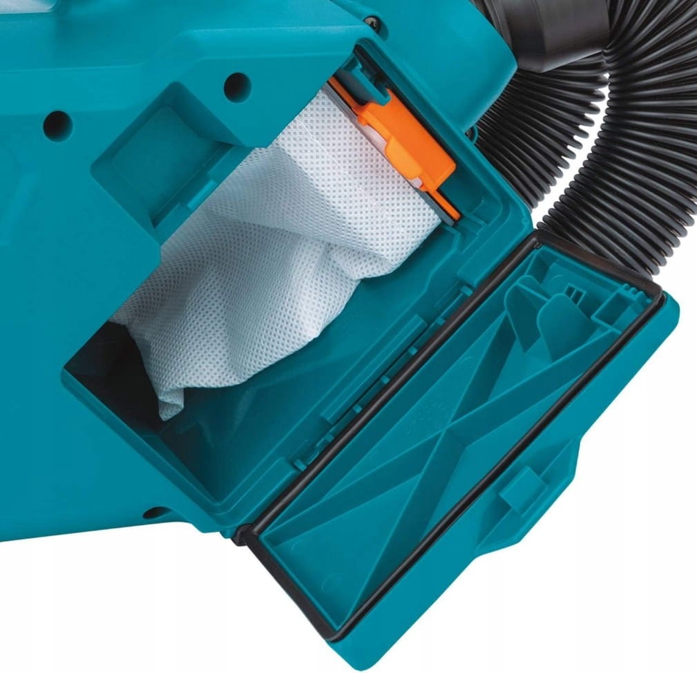 makita dcl184z odkurzanie trocin na stole warsztatowym