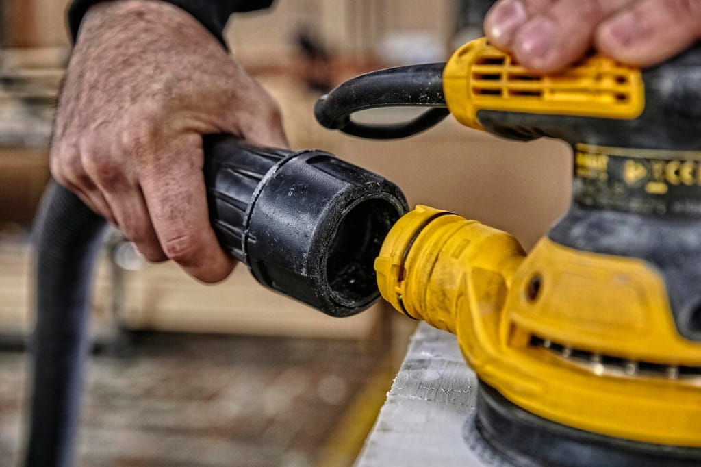 DEWALT Szlifierka Mimośrodowa sieciowa 280W REGULACJA 125mm DWE6423