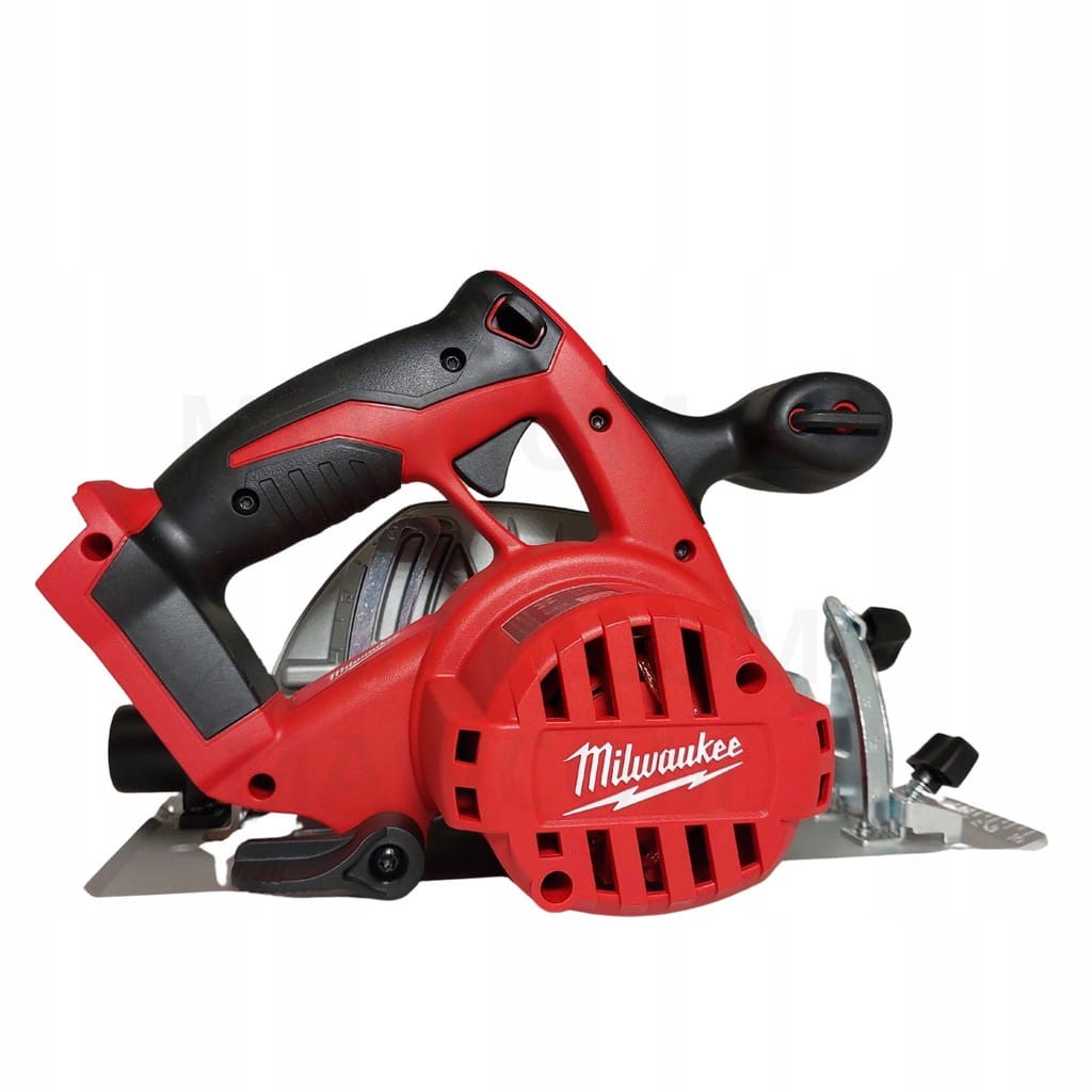 Wloty powietrza silinka Milwaukee HD18 CS - widok boczny