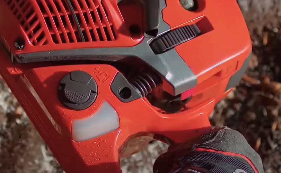 Pompka paliwa primer ułatwiająca rozruch pilarki Husqvarna 455