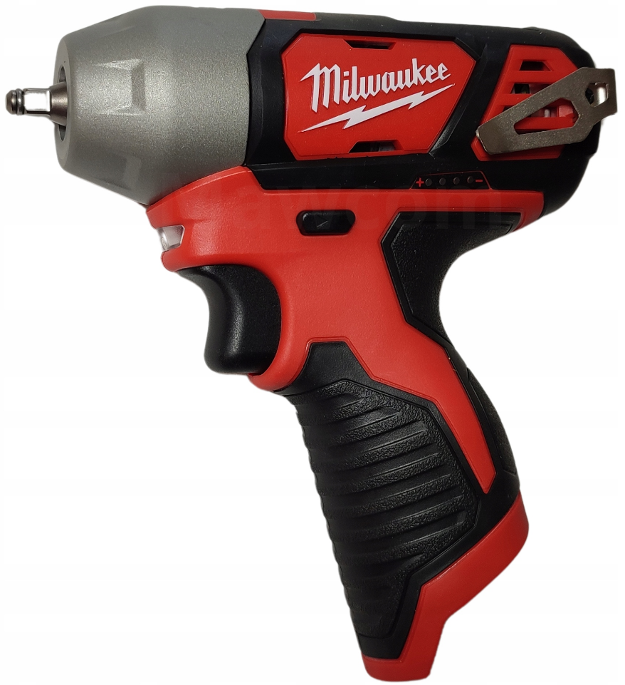 Klucz udarowy Milwaukee M12 BIW14-0X widok z boku
