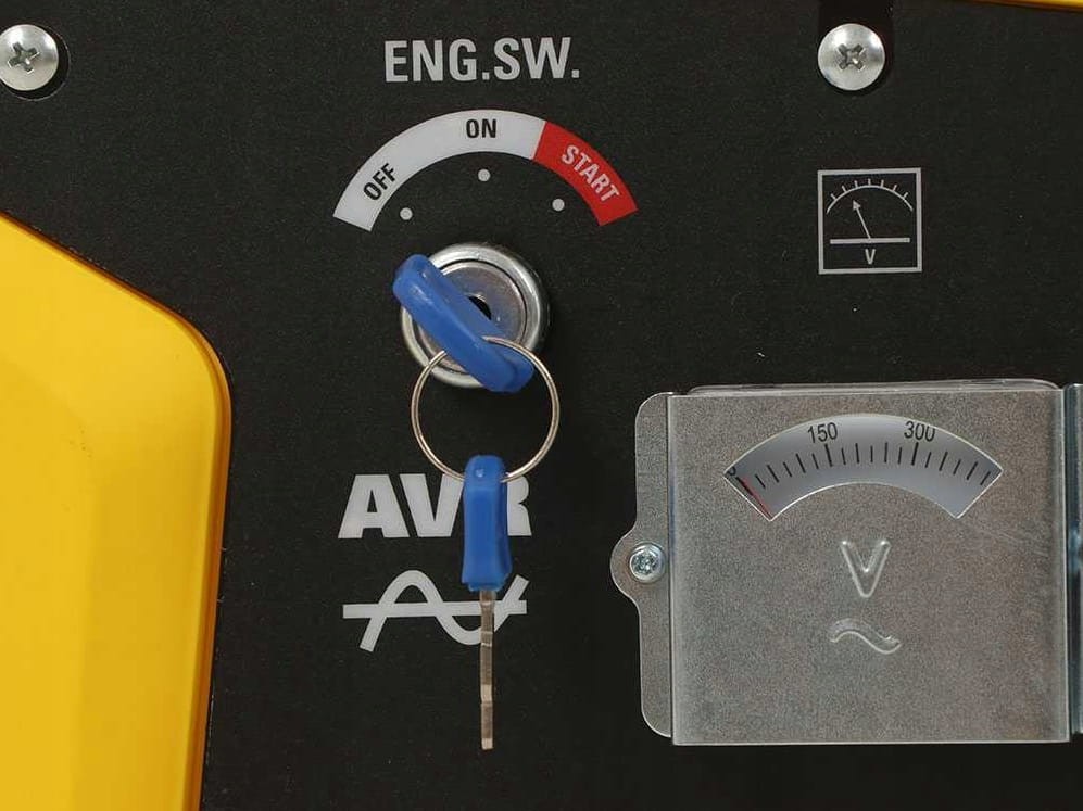 Panel sterowania z kluczykiem do elektrycznego rozruchu generatora