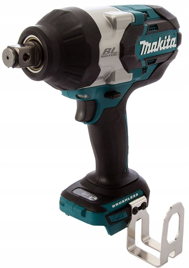 Klucz udarowy Makita 1050Nm - widok z tyłu, ergonomiczna rączka