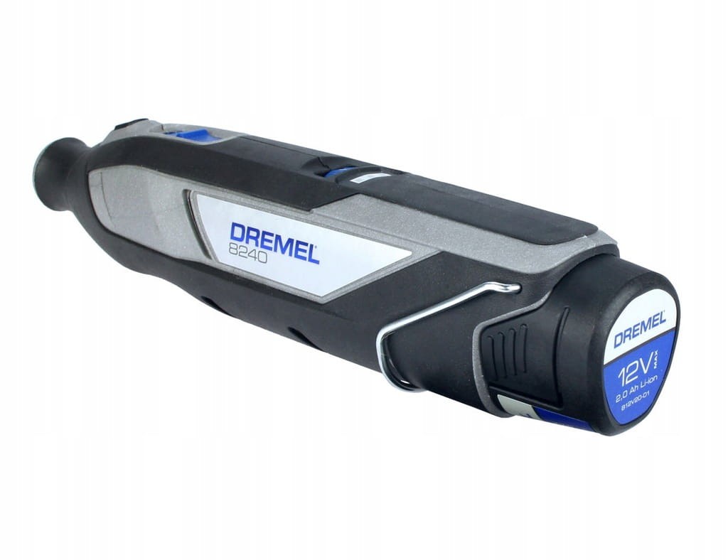 Widok od spodu akumulatora 12V w narzędziu Dremel 8240