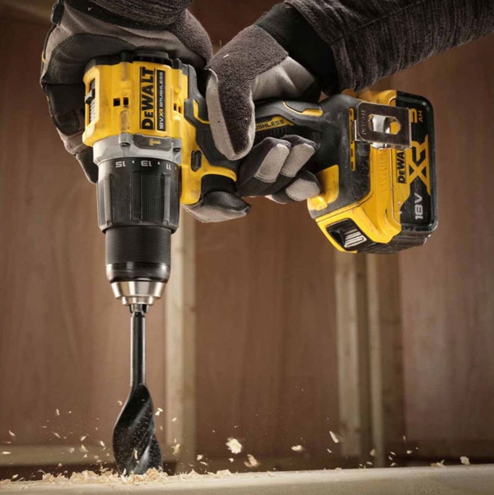 Wiertarko-wkrętarka udarowa DeWALT DCD799NT 18V XR 74 Nm z Walizką
