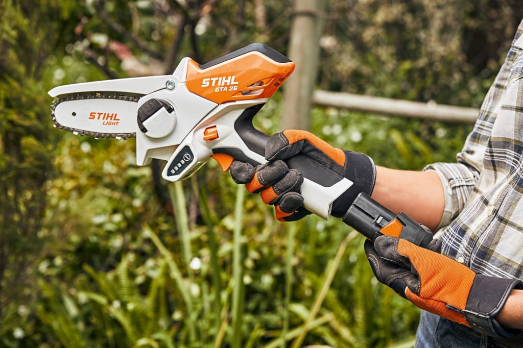 STIHL pilarka GTA 26 przecinarka zestaw z akumulatorem AS2 i ładowarką AL1 -