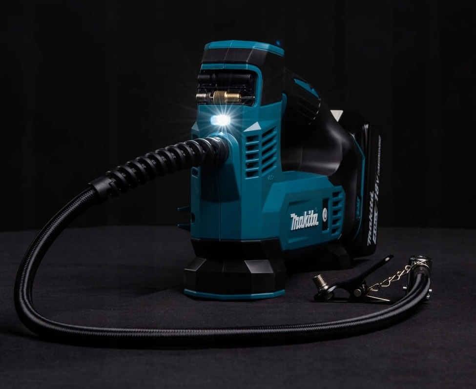 MAKITA Minikompresor samochodowy akumulatorowy 18V DMP180Z