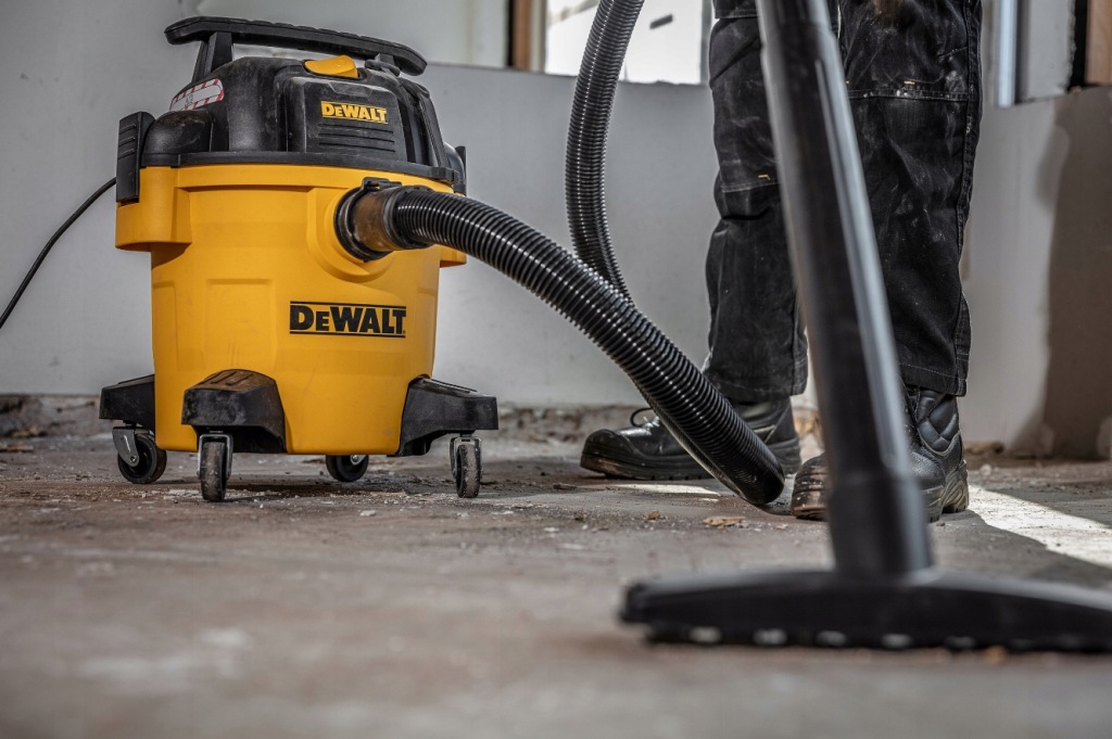 DEWALT ODKURZACZ PRZEMYSŁOWY  23L 48MM BEZWORKOWY DMUCHAWA