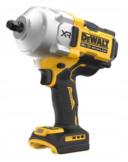 Widok 3/4 na kowadełko 1/2 cala z pierścieniem w kluczu DeWalt DCF961