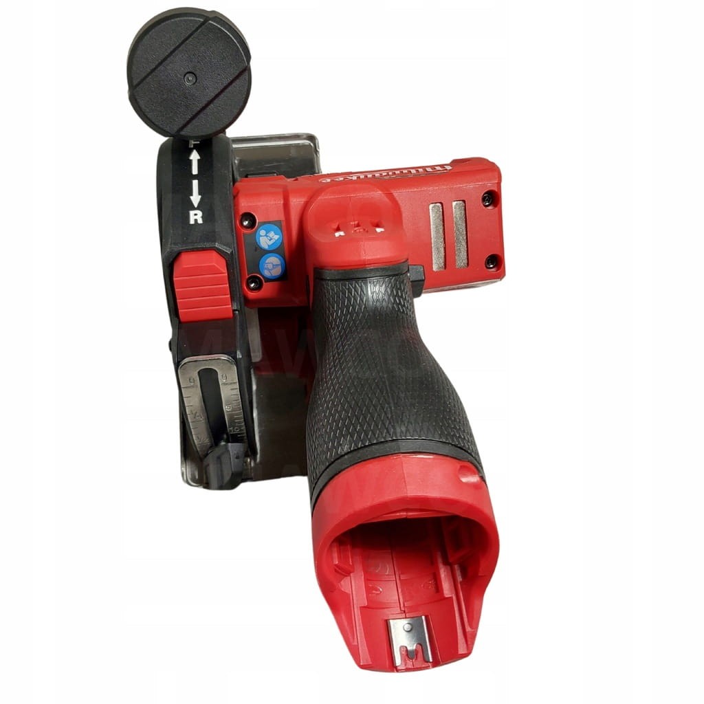 Tył narzędzia Milwaukee M12 FCOT - ergonomiczny chwyt i gniazdo akumulatora
