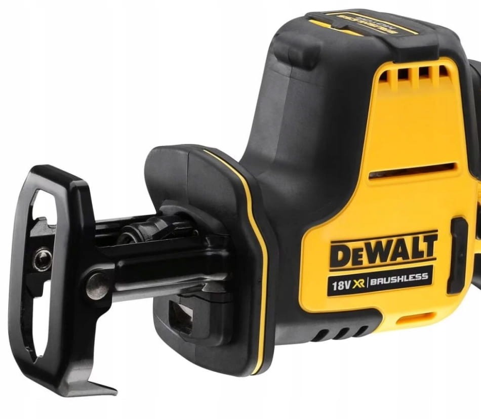 Front piły szablastej DeWALT DCS369 - ruchoma stopa i uchwyt brzeszczotu