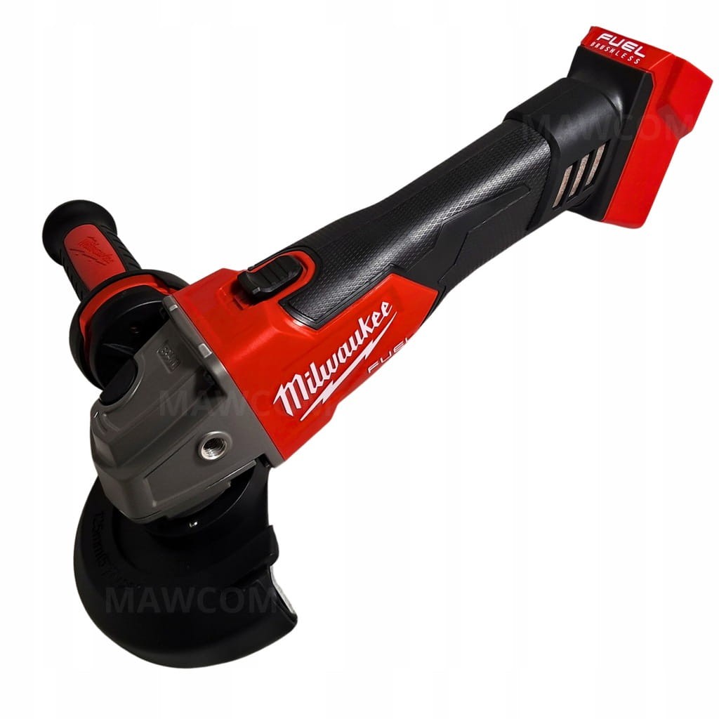 Profil boczny szlifierki Milwaukee 125mm - widoczne gniazdo baterii i filtry